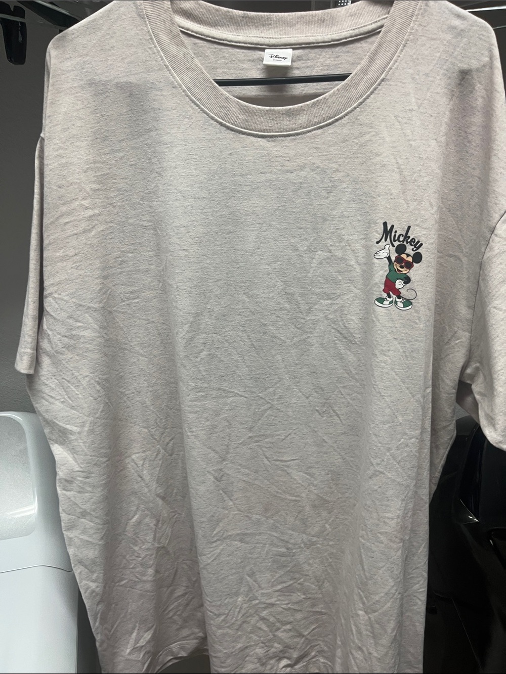 Disney Men's Light Gray Mickey Graphic Short Sleeve Tee